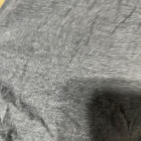 Old Navy Charcoal V-neck Wardrobe Staple - Picture 7 of 8